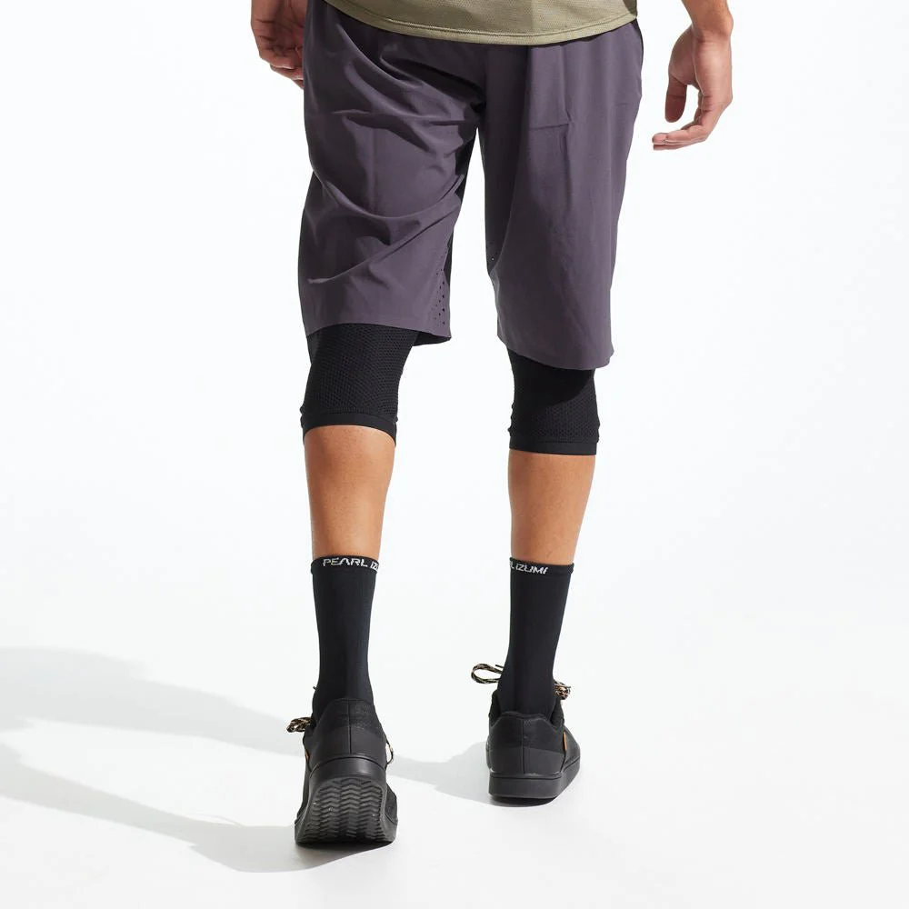 Pearl-iZUMi-Summit-Black-kolencniki-6