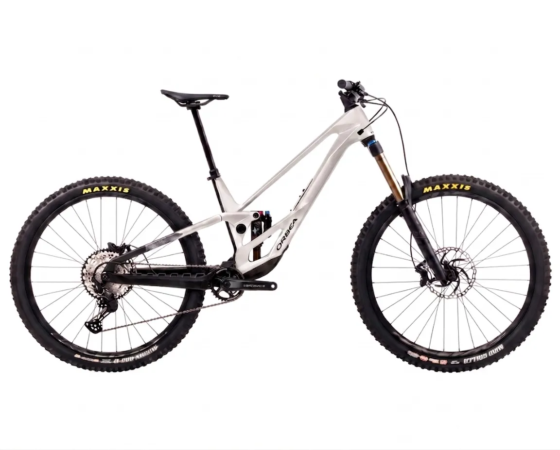 Domov 27 | Gorsko kolo Orbea Rallon E10 – enduro MTB z 180 mm hoda, FOX 38 Factory in Shimano SLX | sportR.si